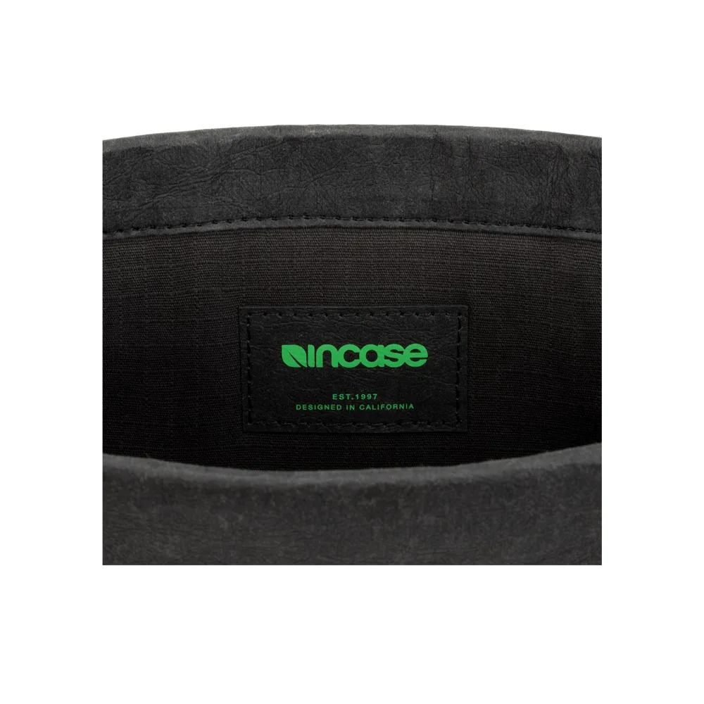 Slip Sleeve with EcoNEUE for 15-inch MacBook Pro - Thunderbolt 3 (USB-C) - Black - Image 7